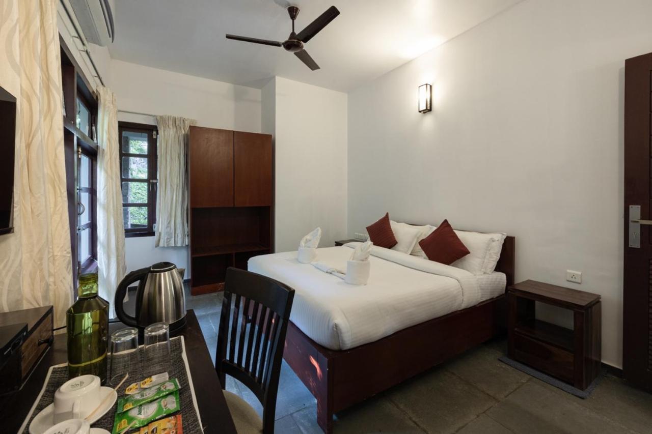 Avadale Munnar Hotel Chinnakanal Buitenkant foto